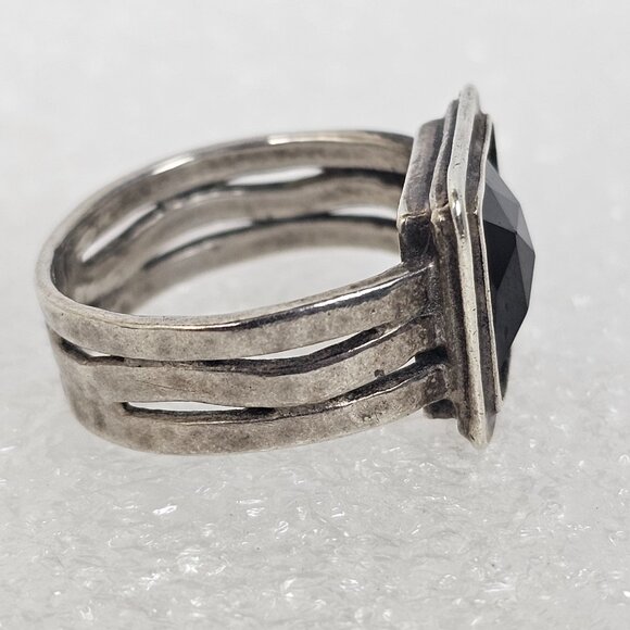 Vintage Sterling Silver Garnet Ring Sz 8.25 Square Wide Cut Out Wavy Band Chunky - Picture 4 of 16